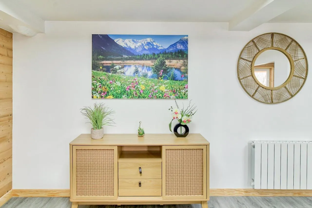 A 80M Des Pistes, Bel Appartement Pour 15 Génos Fransa