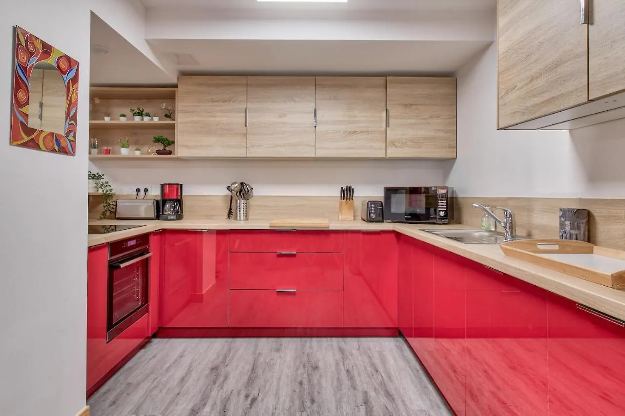 Daire A 80M Des Pistes, Bel Appartement Pour 15 Génos