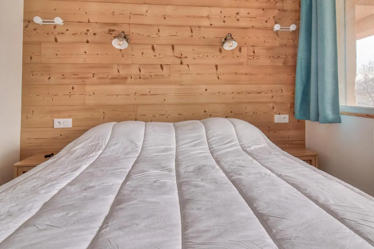 A 80M Des Pistes, Bel Appartement Pour 15 Génos Daire