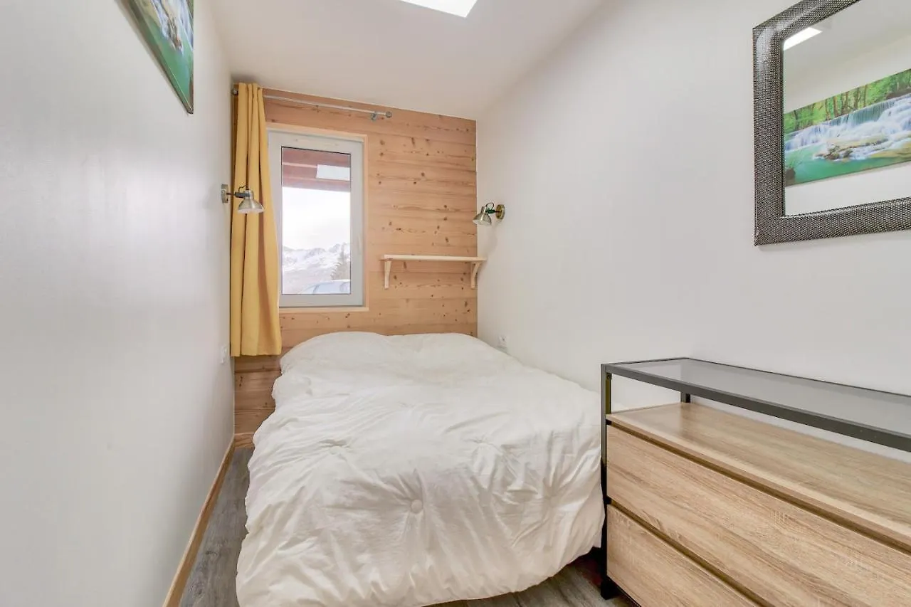 A 80M Des Pistes, Bel Appartement Pour 15 Génos 0*,