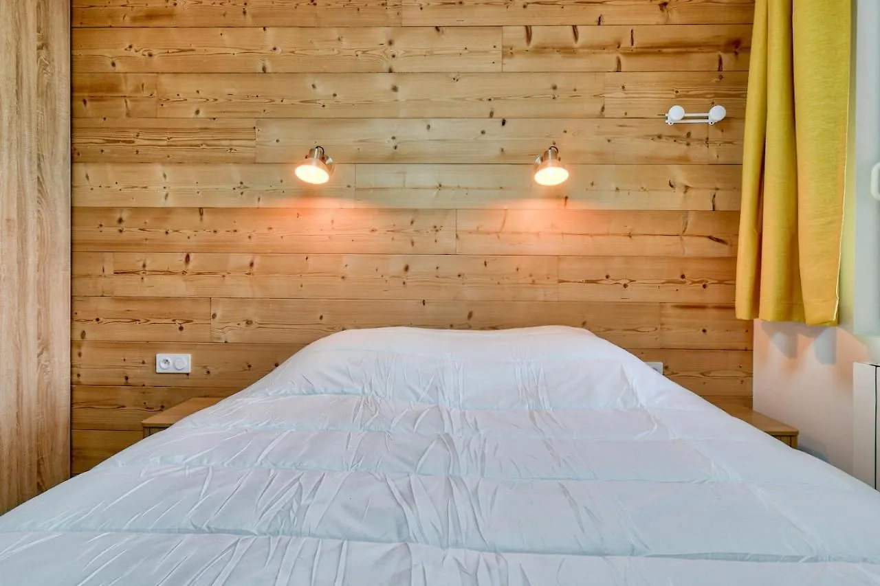A 80M Des Pistes, Bel Appartement Pour 15 Génos Daire